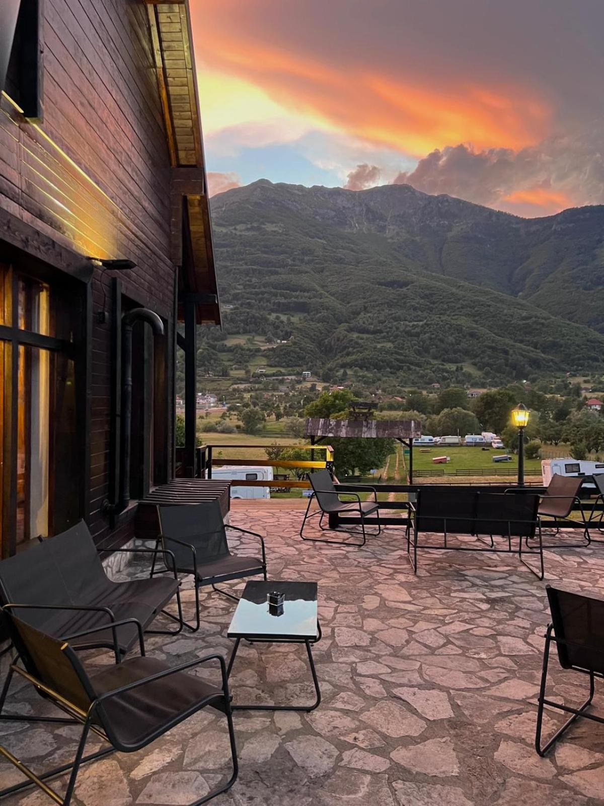 Camp Hotel Lake Views Plav Exterior photo